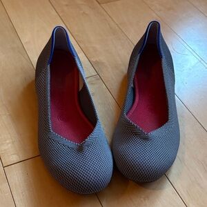 Rothy's Gray Round Toe Women's Flats, size 8